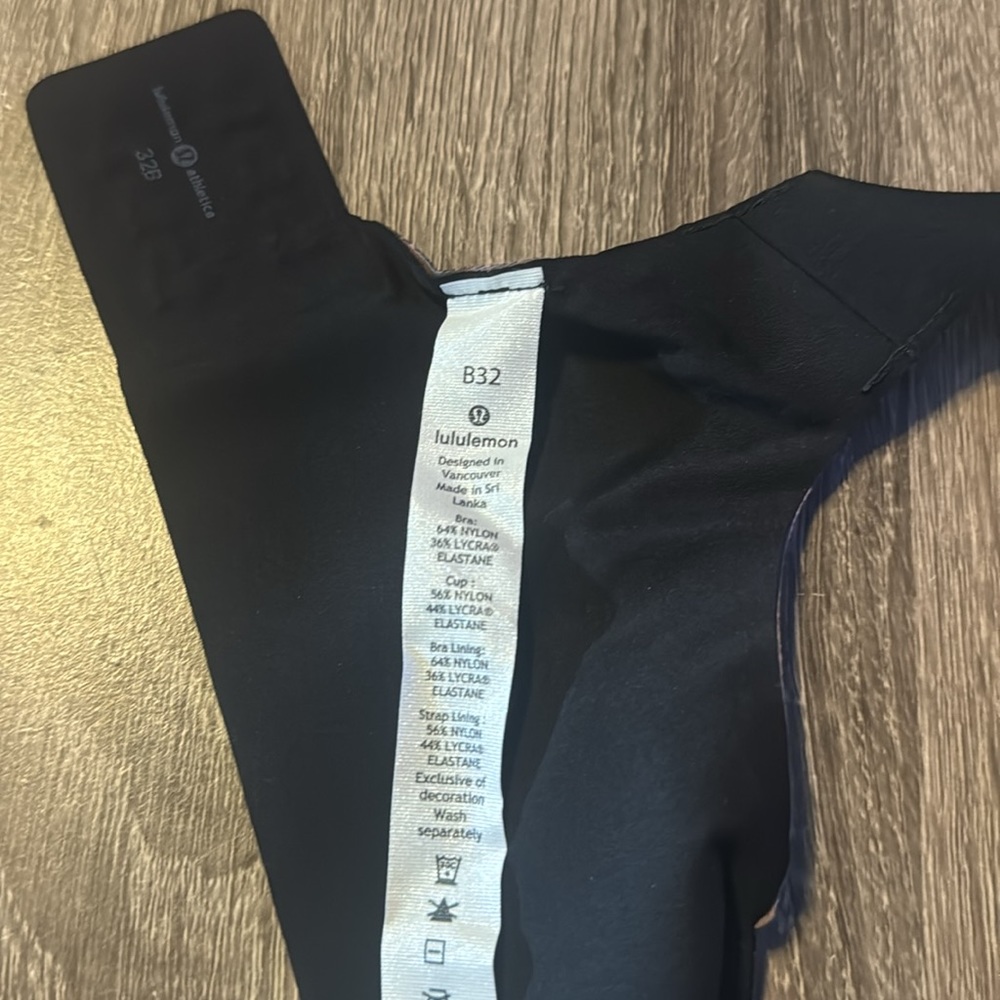 Lululemon Bra - Picture 5 of 6